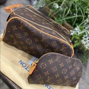 Louis Vuitton toiletry travel case ONLY does NOT include small pouch in pic